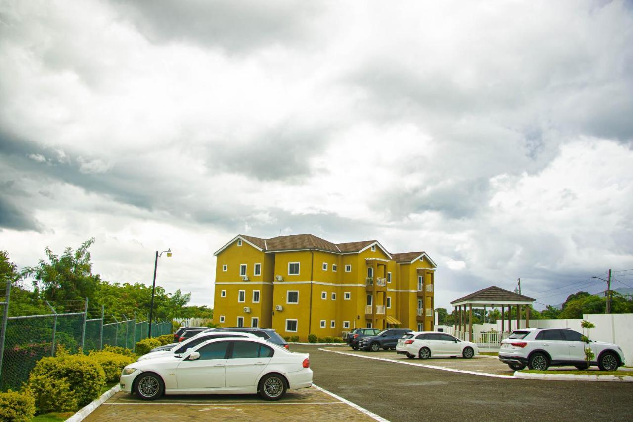 Comfort Homes Kingston Buitenkant foto